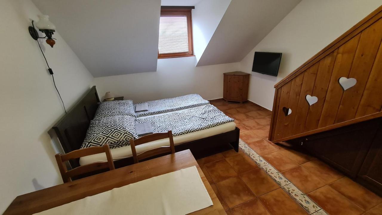 Gyulai Fuerdoe Apartman 외부 사진