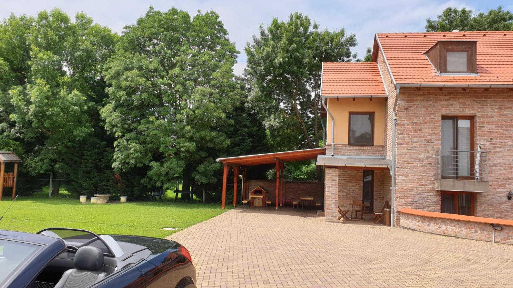 Gyulai Fuerdoe Apartman 외부 사진